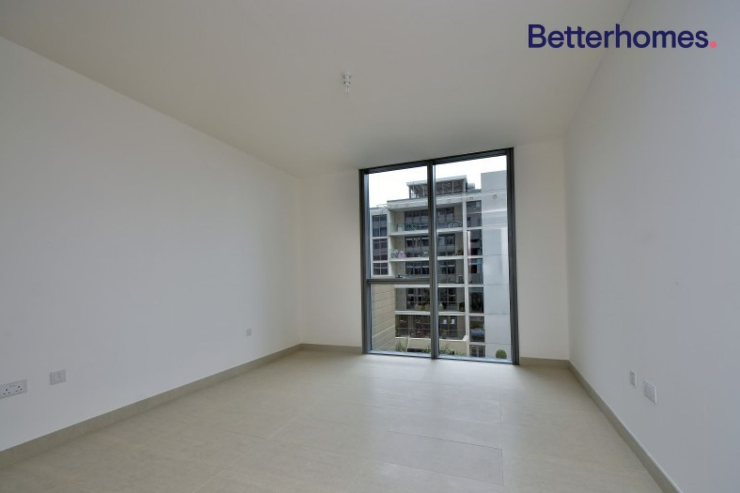 2 Bedrooms Apartment in Building B