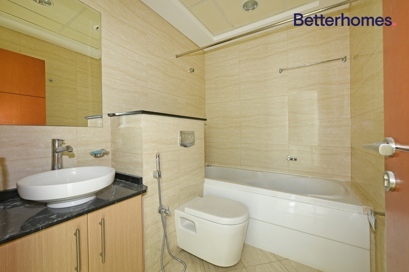 2 Bedrooms Apartment in Ocean Heights