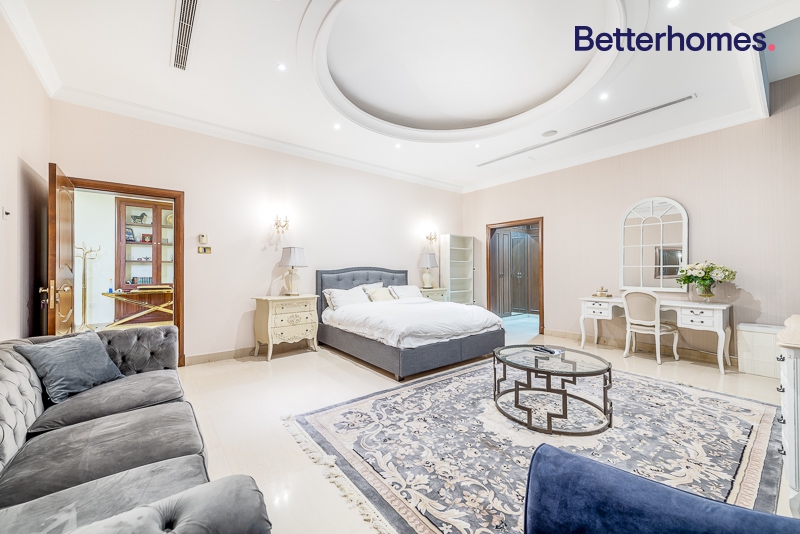 5 Bedrooms Villa in Al Barsha 2