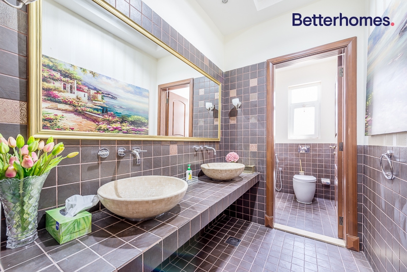 5 Bedrooms Villa in Al Barsha 2