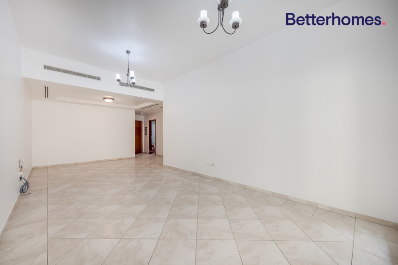 2 Bedrooms Apartment in Zubaidi Building