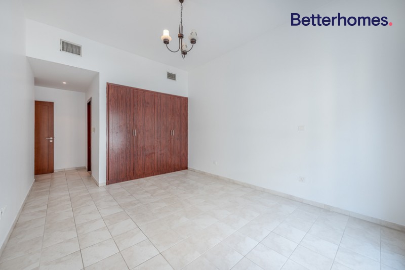 2 Bedrooms Apartment in Zubaidi Building