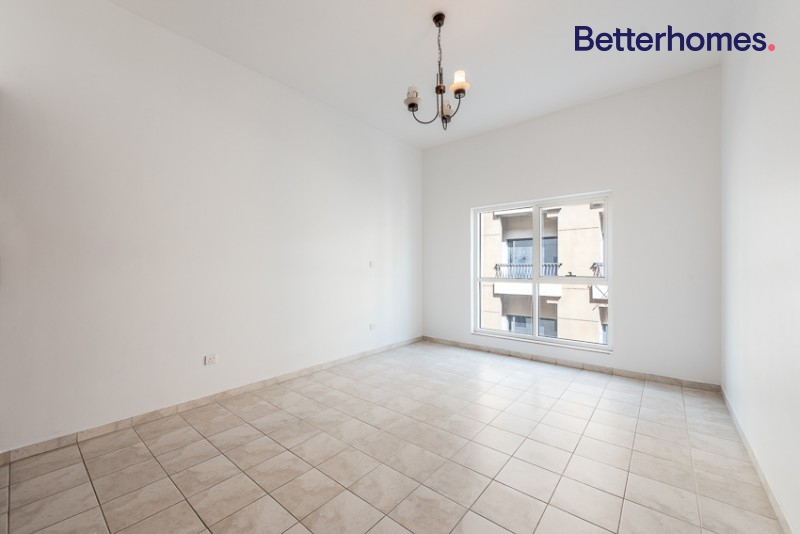 2 Bedrooms Apartment in Zubaidi Building