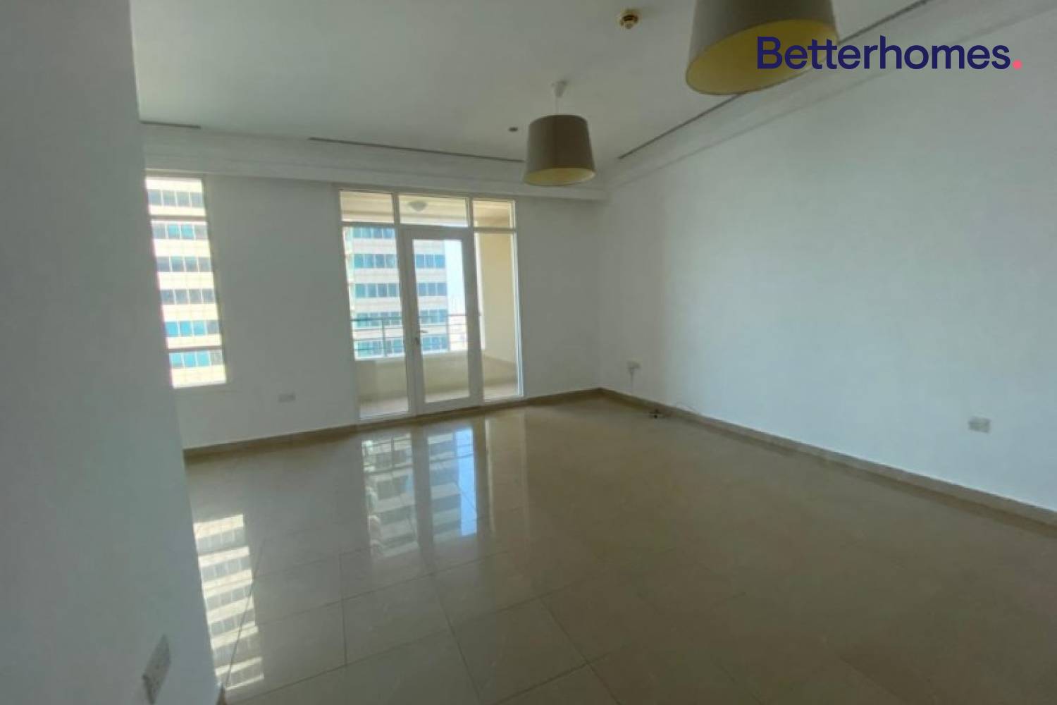 2 Bedrooms Apartment in Marina Crown