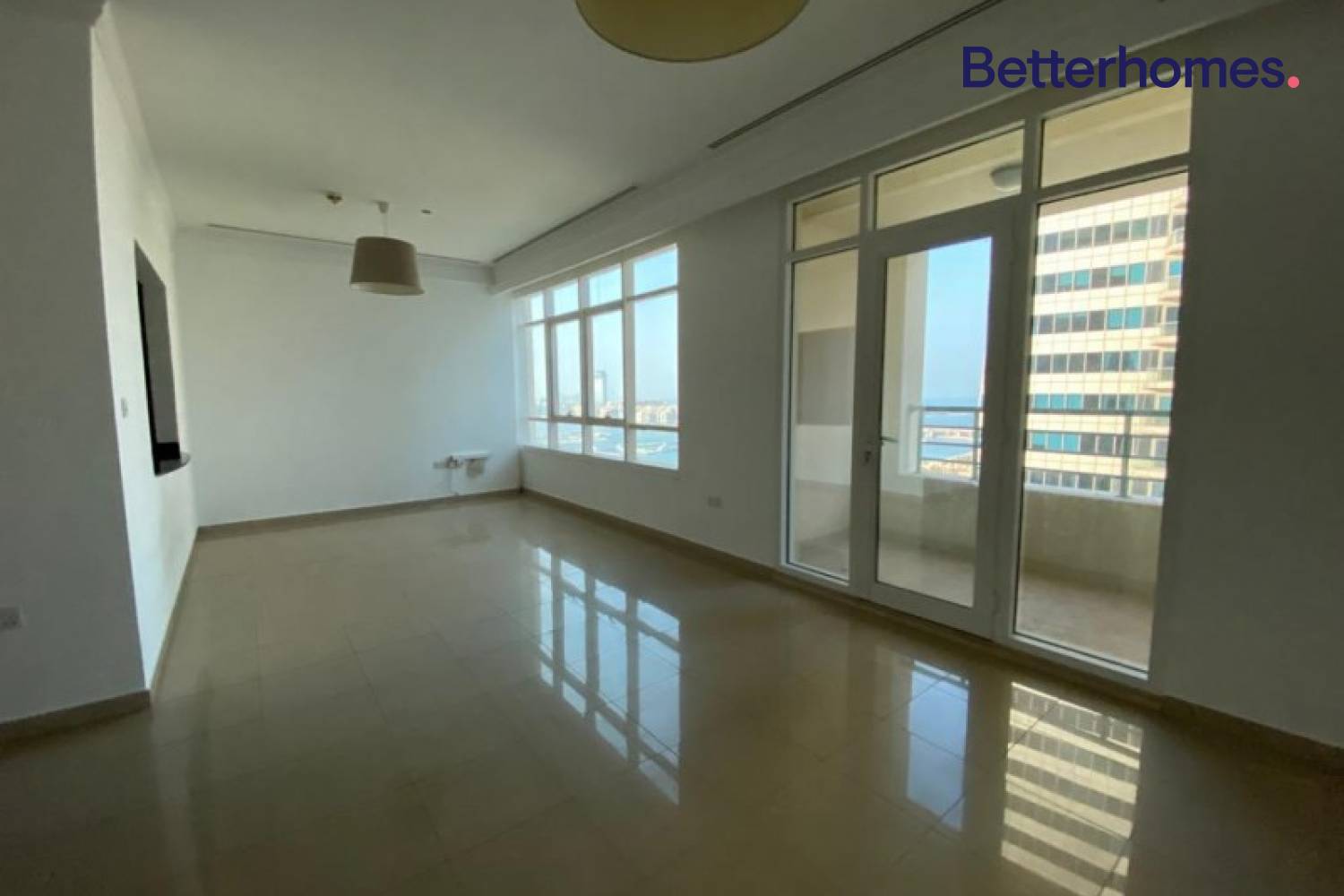 2 Bedrooms Apartment in Marina Crown