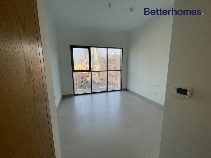 2 Bedrooms Apartment in Bellevue Tower 1