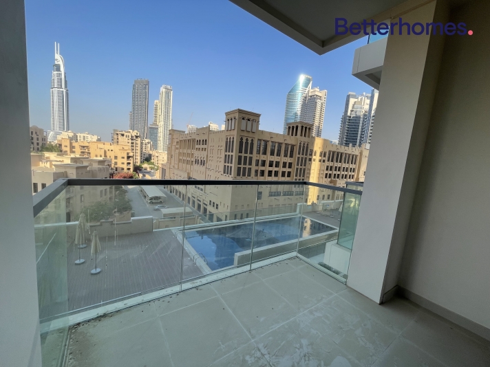 2 Bedrooms Apartment in Bellevue Tower 1