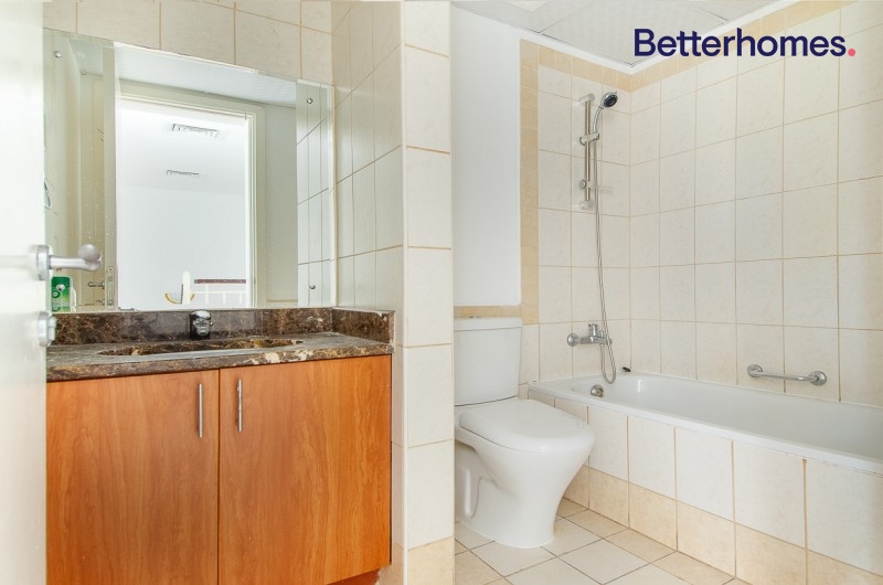 3 Bedrooms Villa in Springs 5