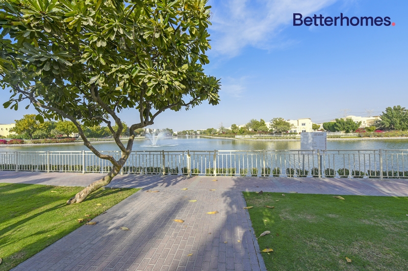 3 Bedrooms Villa in Springs 5