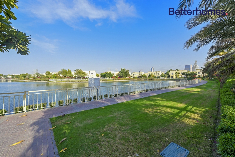 3 Bedrooms Villa in Springs 5