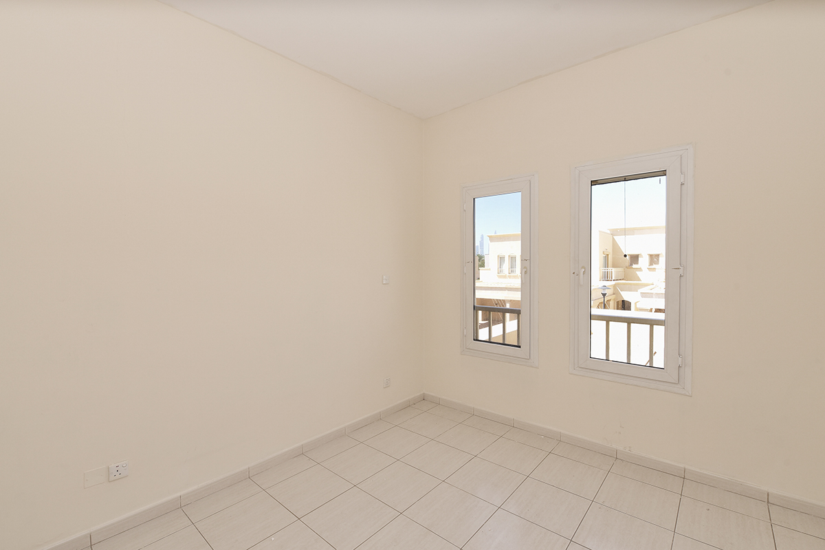 3 Bedrooms Villa in Springs 5