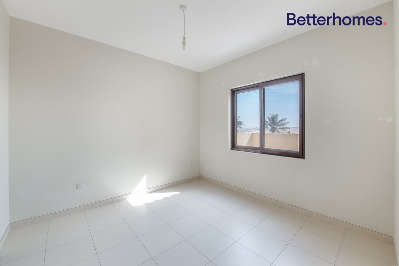 3 Bedrooms Villa in Mira 3