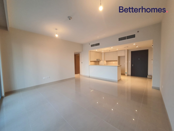 2 Bedrooms Apartment in Harbour Views 1