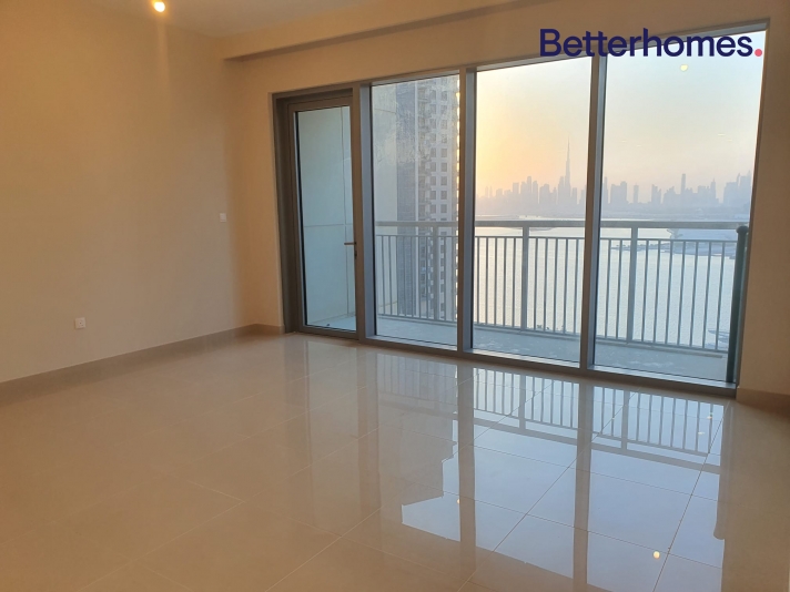 2 Bedrooms Apartment in Harbour Views 1
