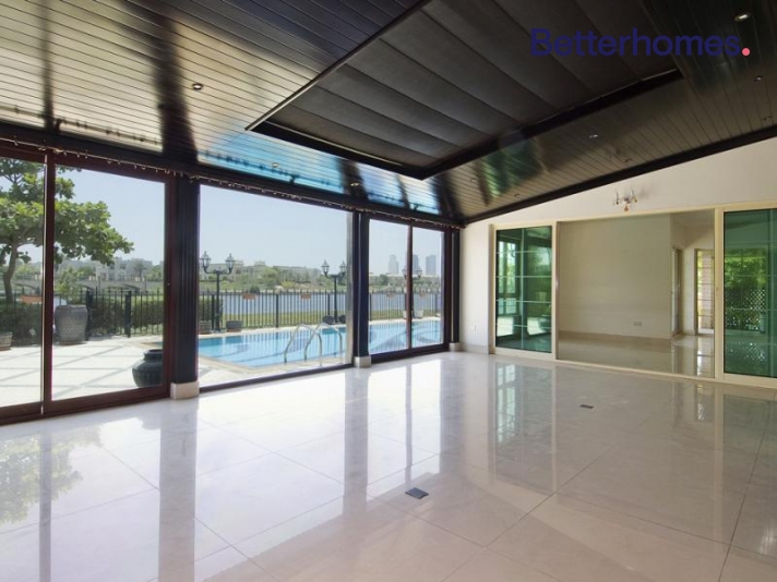 5 Bedrooms Villa in Tropical Clusters