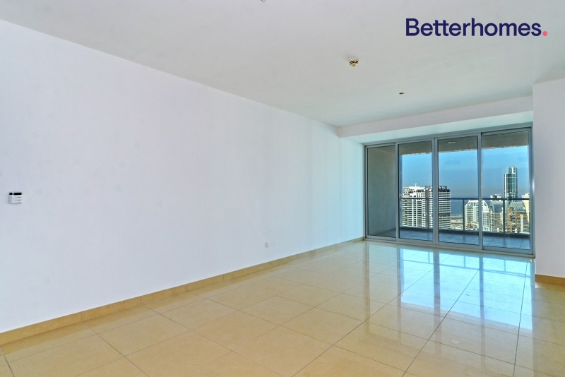 3 Bedrooms Apartment in Laguna Tower