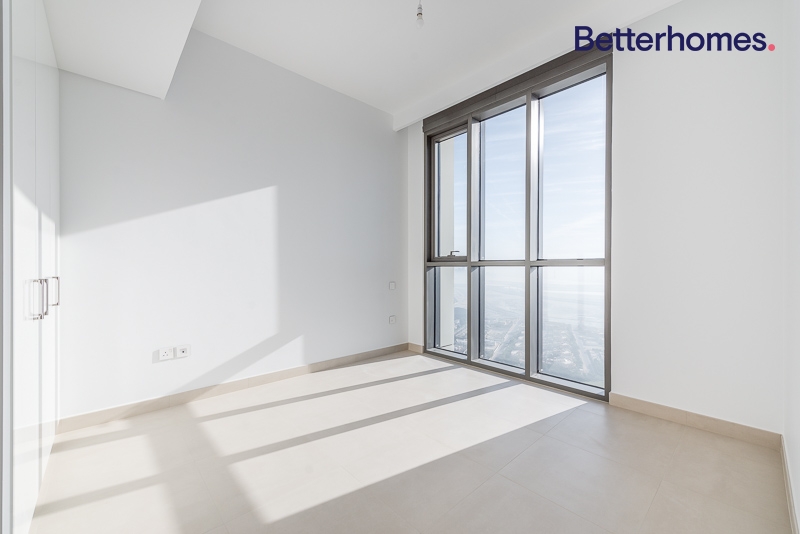 3 Bedrooms Apartment in Downtown Views