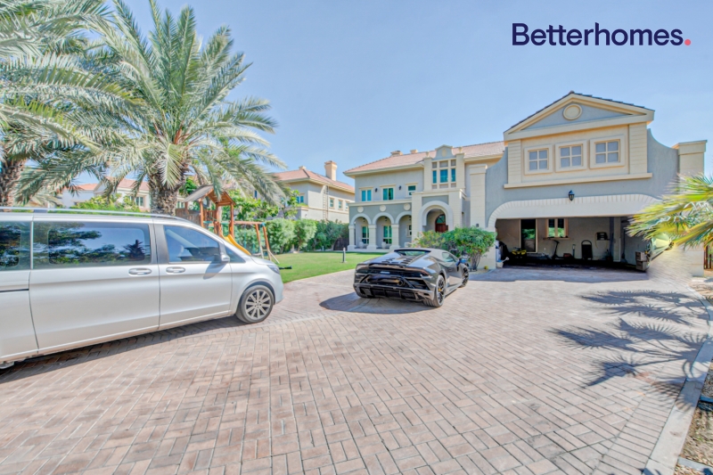 5 Bedrooms Villa in Master View