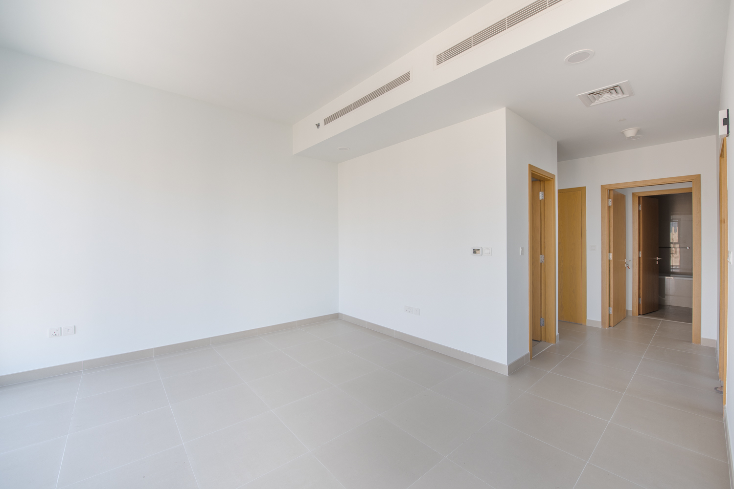 1 Bedroom Apartment in Bellevue Tower 2