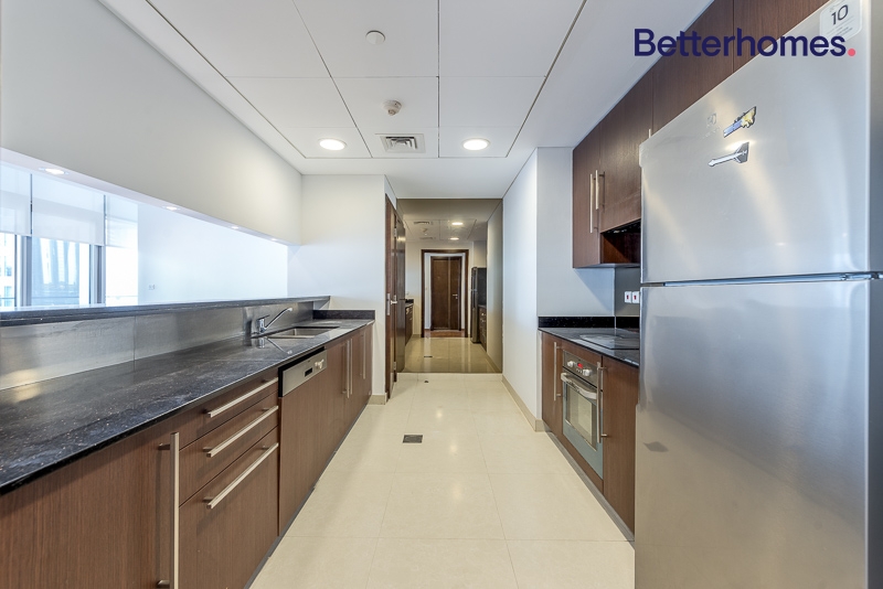 3 Bedrooms Apartment in Burj Daman