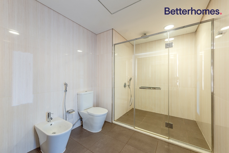 3 Bedrooms Apartment in Burj Daman