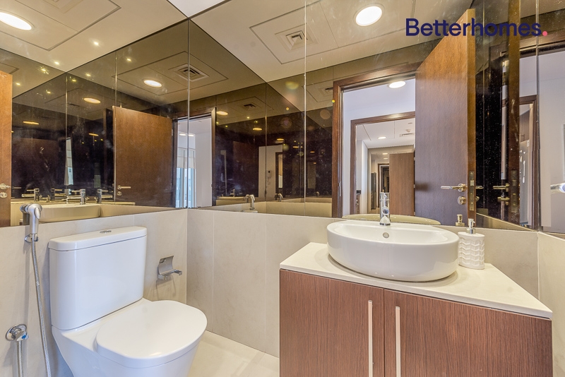 3 Bedrooms Apartment in Burj Daman