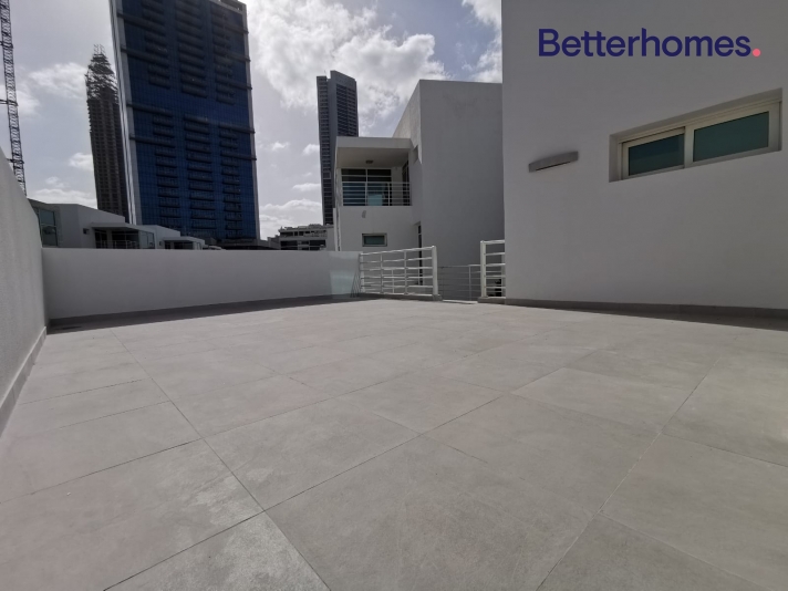 4 Bedrooms Villa in Acacia Avenues