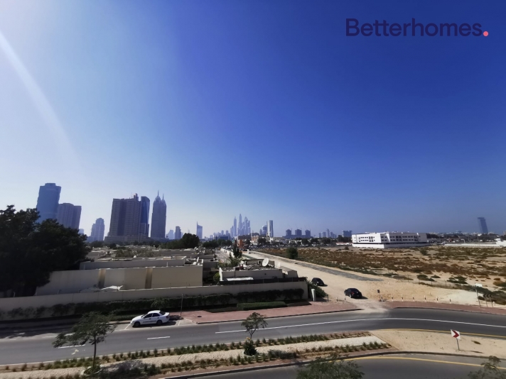 4 Bedrooms Villa in Acacia Avenues