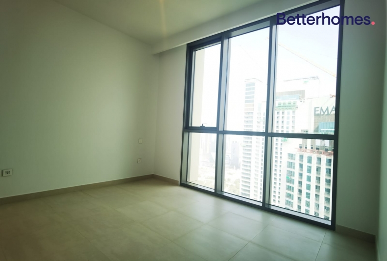2 Bedrooms Apartment in Downtown Views