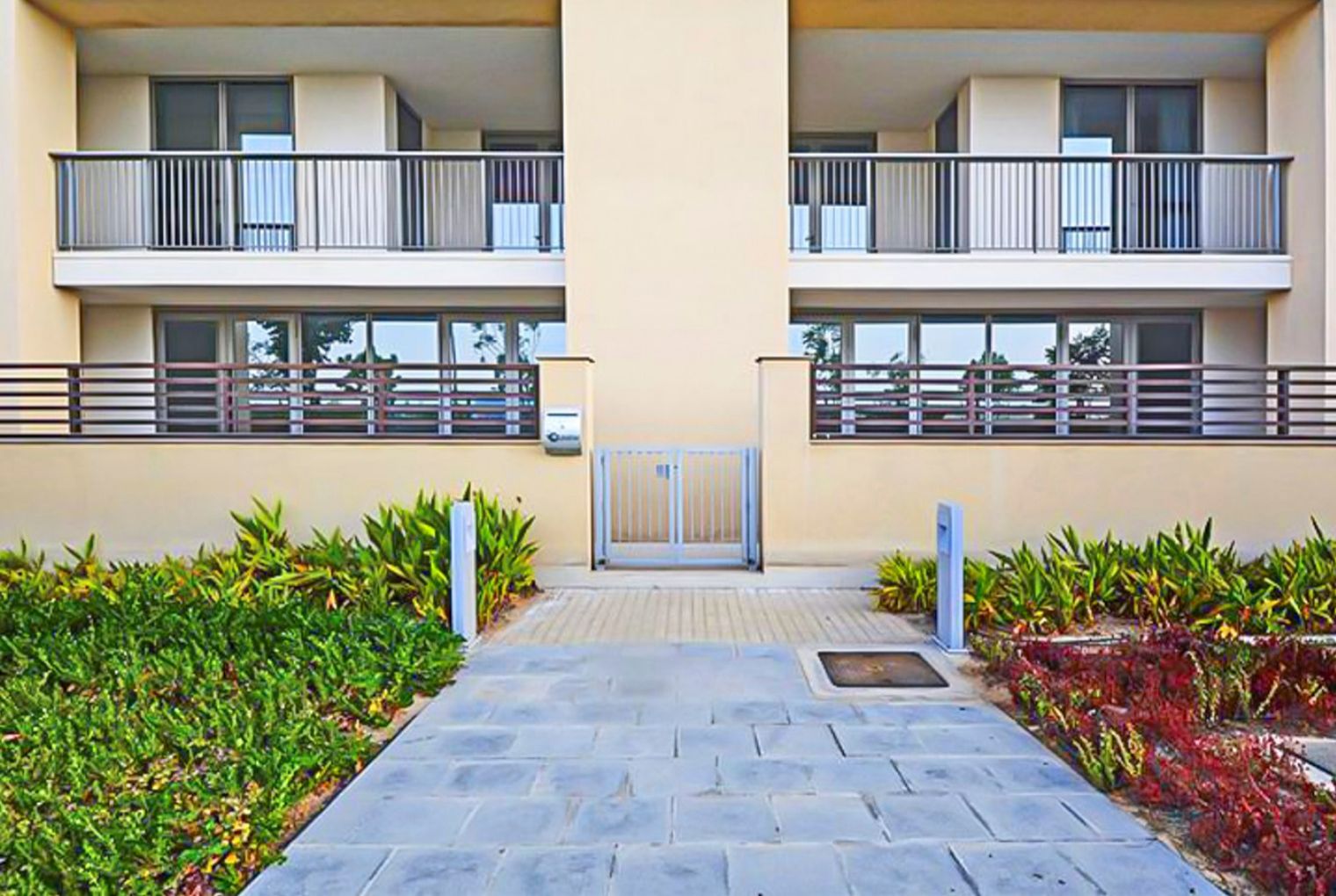 2 Bedrooms Apartment in Building D