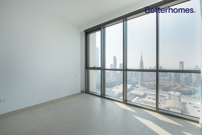 3 Bedrooms Apartment in Downtown Views