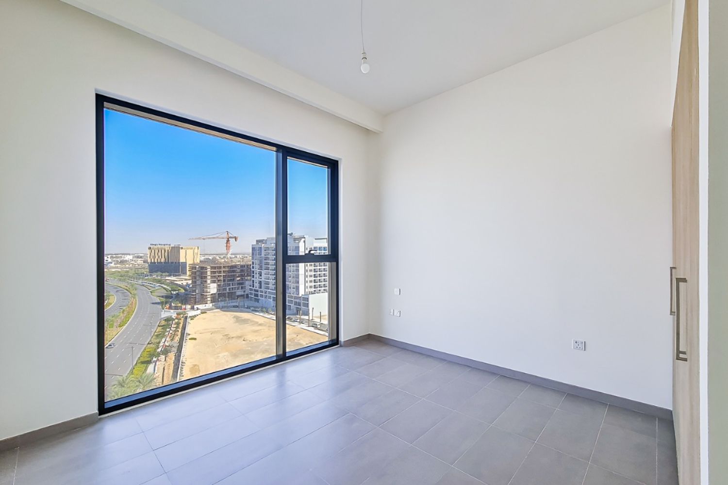 1 Bedroom Apartment in Park Ridge Tower C