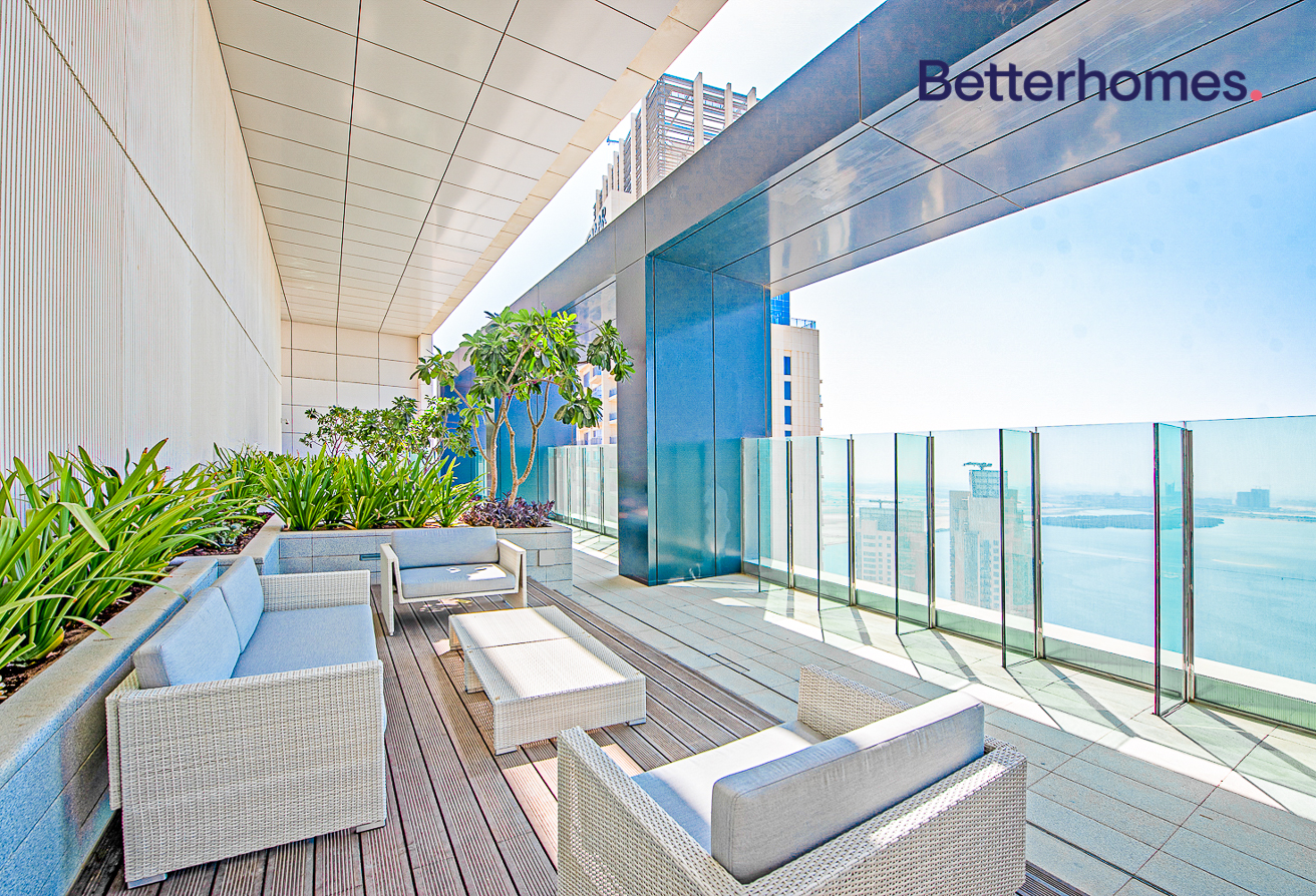 3 Bedrooms Apartment in Creek Horizon Tower 2