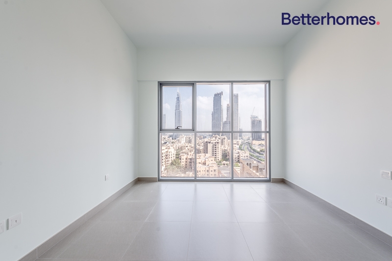 2 Bedrooms Apartment in Bellevue Tower 1