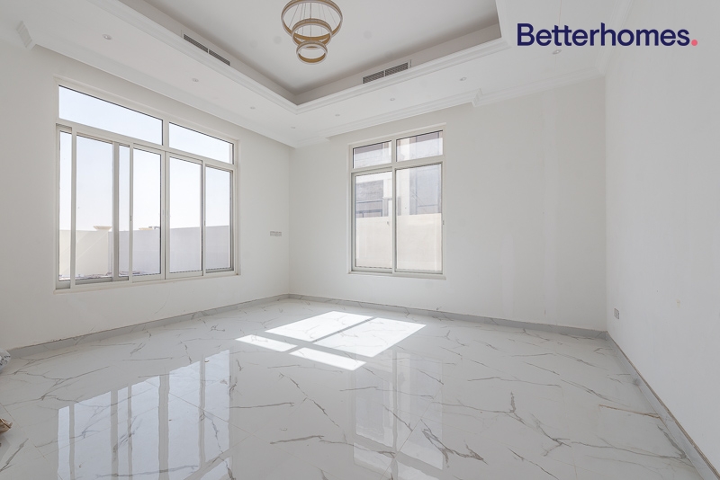 5 Bedrooms Villa in Al Ruwayyah