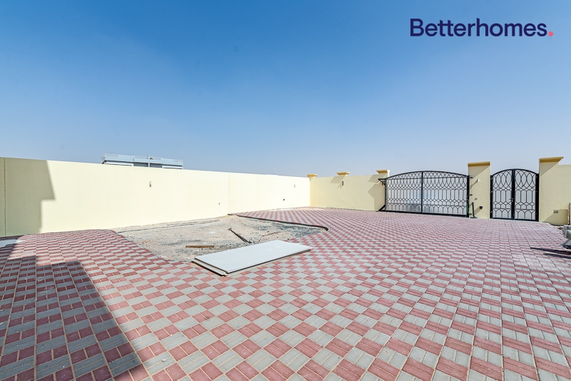 5 Bedrooms Villa in Al Ruwayyah