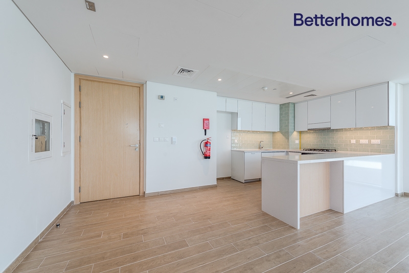 3 Bedrooms Apartment in Mayan 2