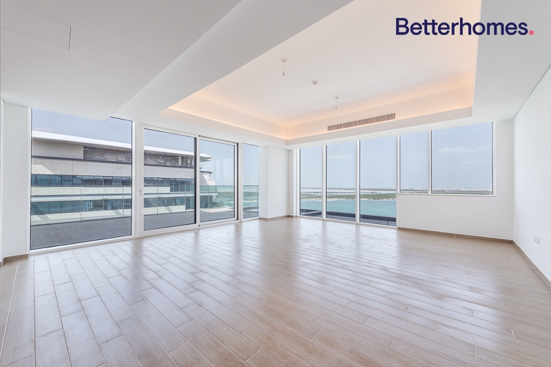 3 Bedrooms Apartment in Mayan 2