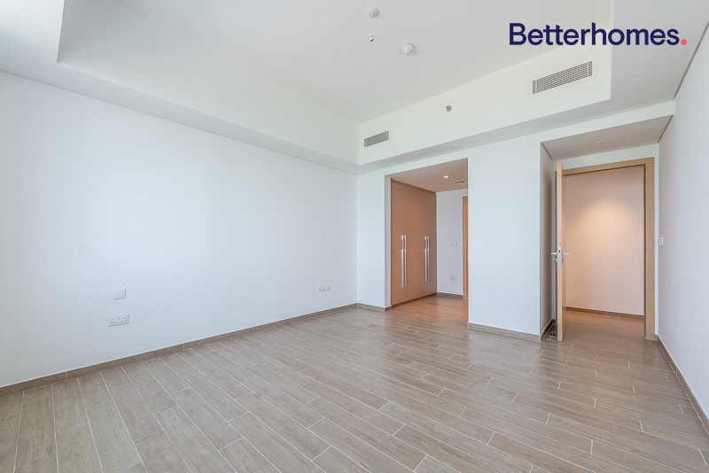 3 Bedrooms Apartment in Mayan 2