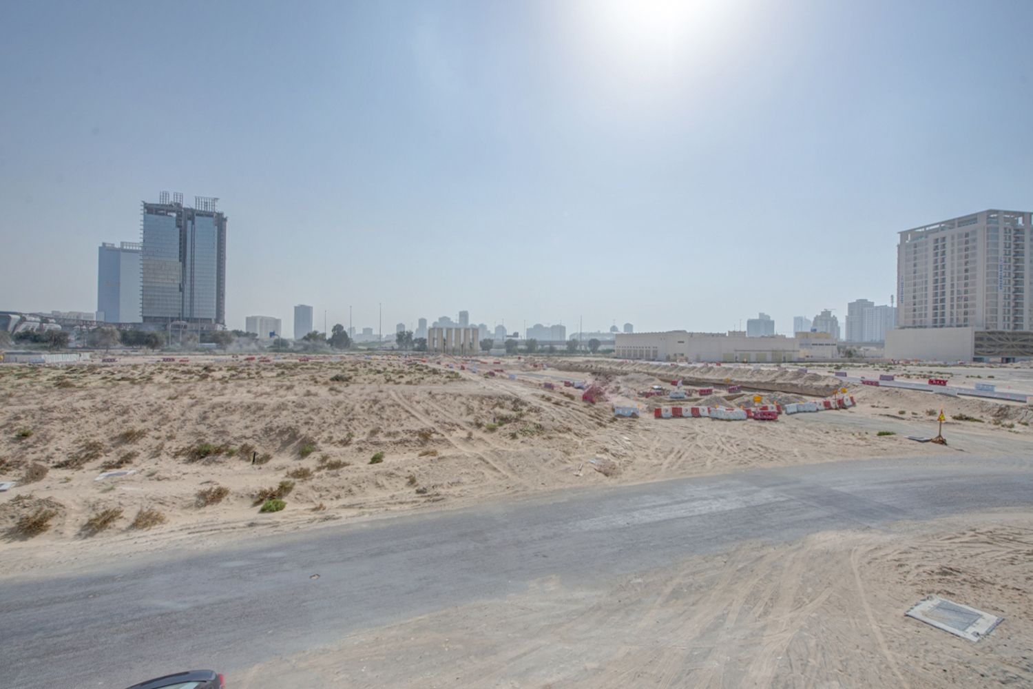 3 Bedrooms Apartment in Blue Reef Building