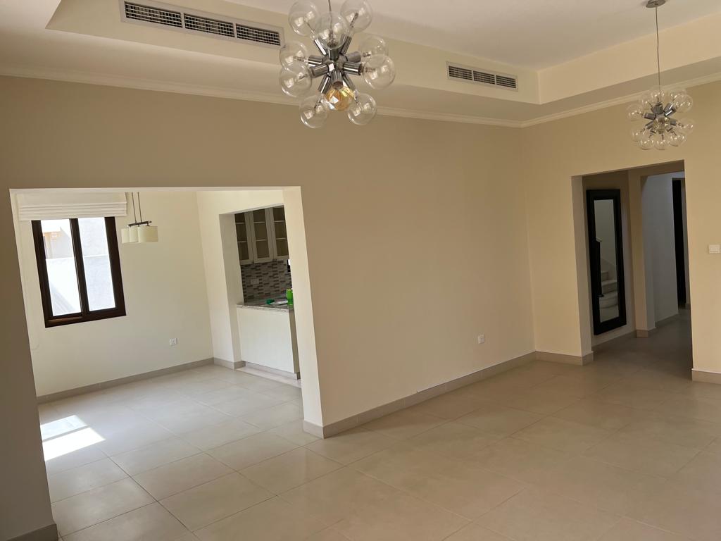 3 Bedrooms Villa in Lila