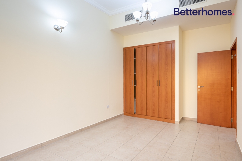 3 Bedrooms Villa in Mirdif Villas