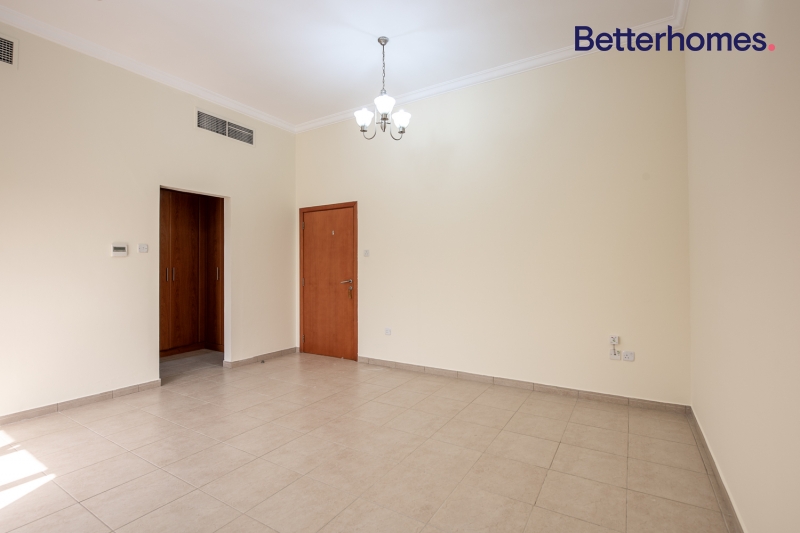 3 Bedrooms Villa in Mirdif Villas