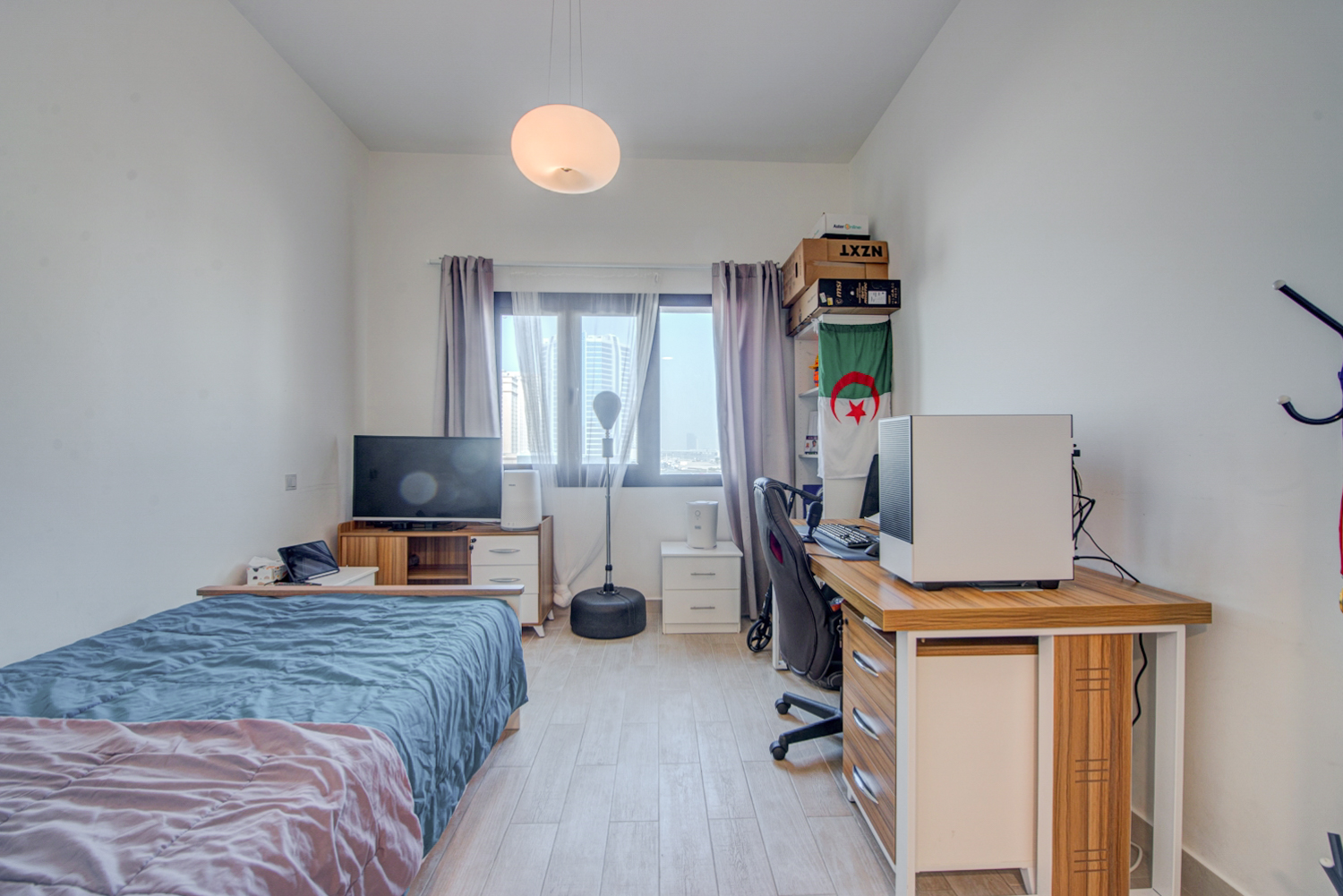 2 Bedrooms Apartment in Al Andalus
