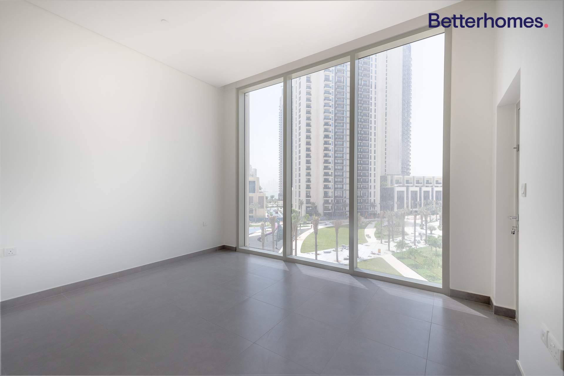 3 Bedrooms Townhouse in Creek Gate Tower 1