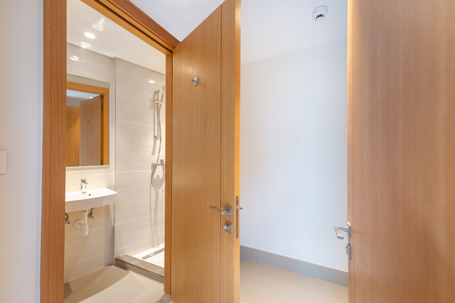 3 Bedrooms Apartment in Opera Grand