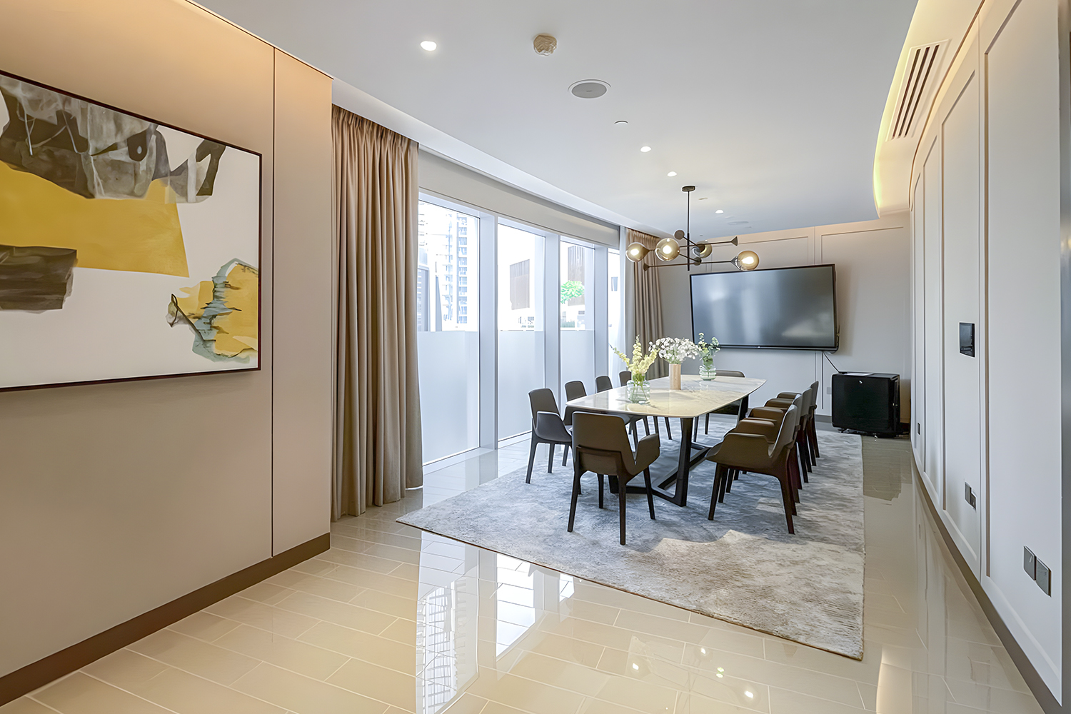 3 Bedrooms Apartment in Opera Grand