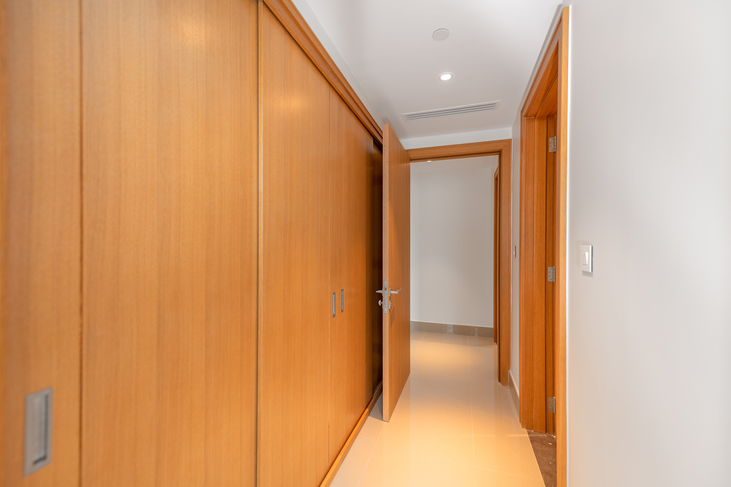 3 Bedrooms Apartment in Opera Grand