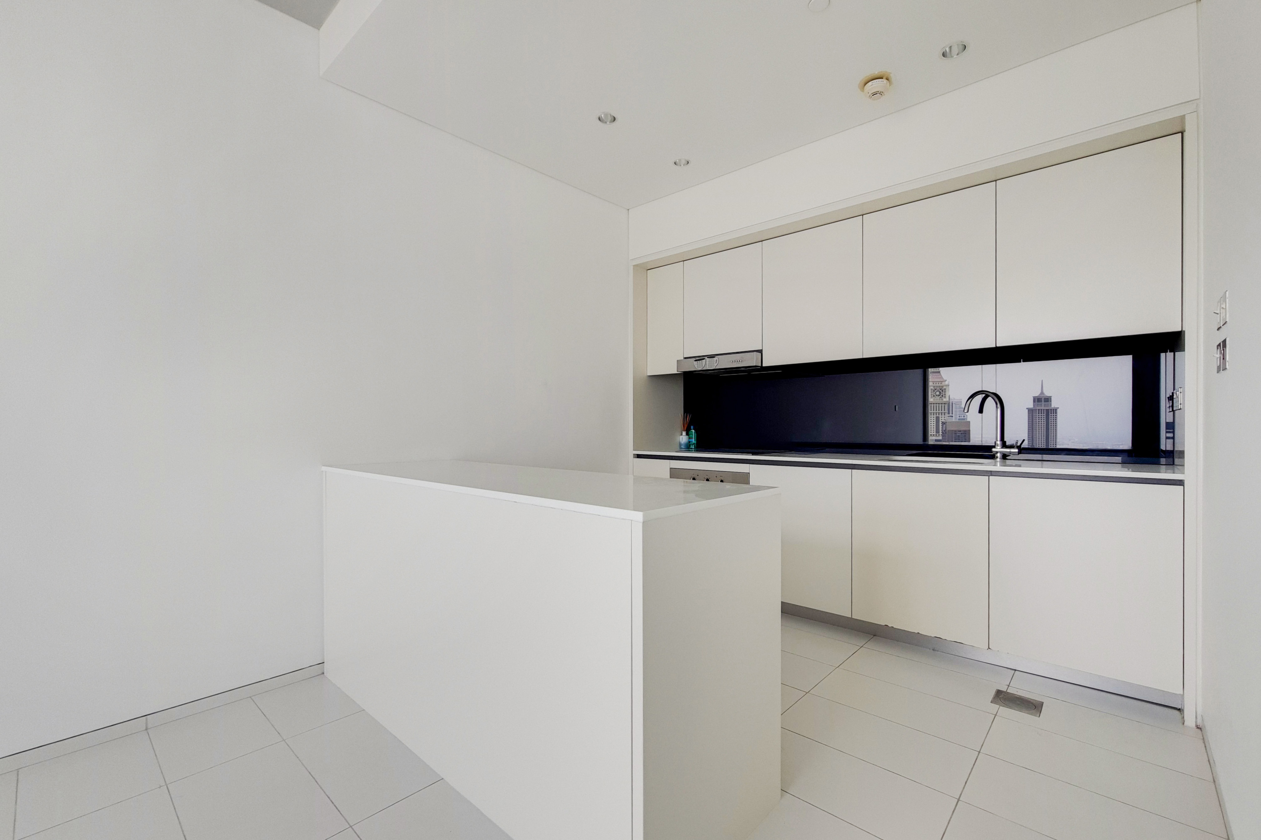 2 Bedrooms Apartment in Index Tower