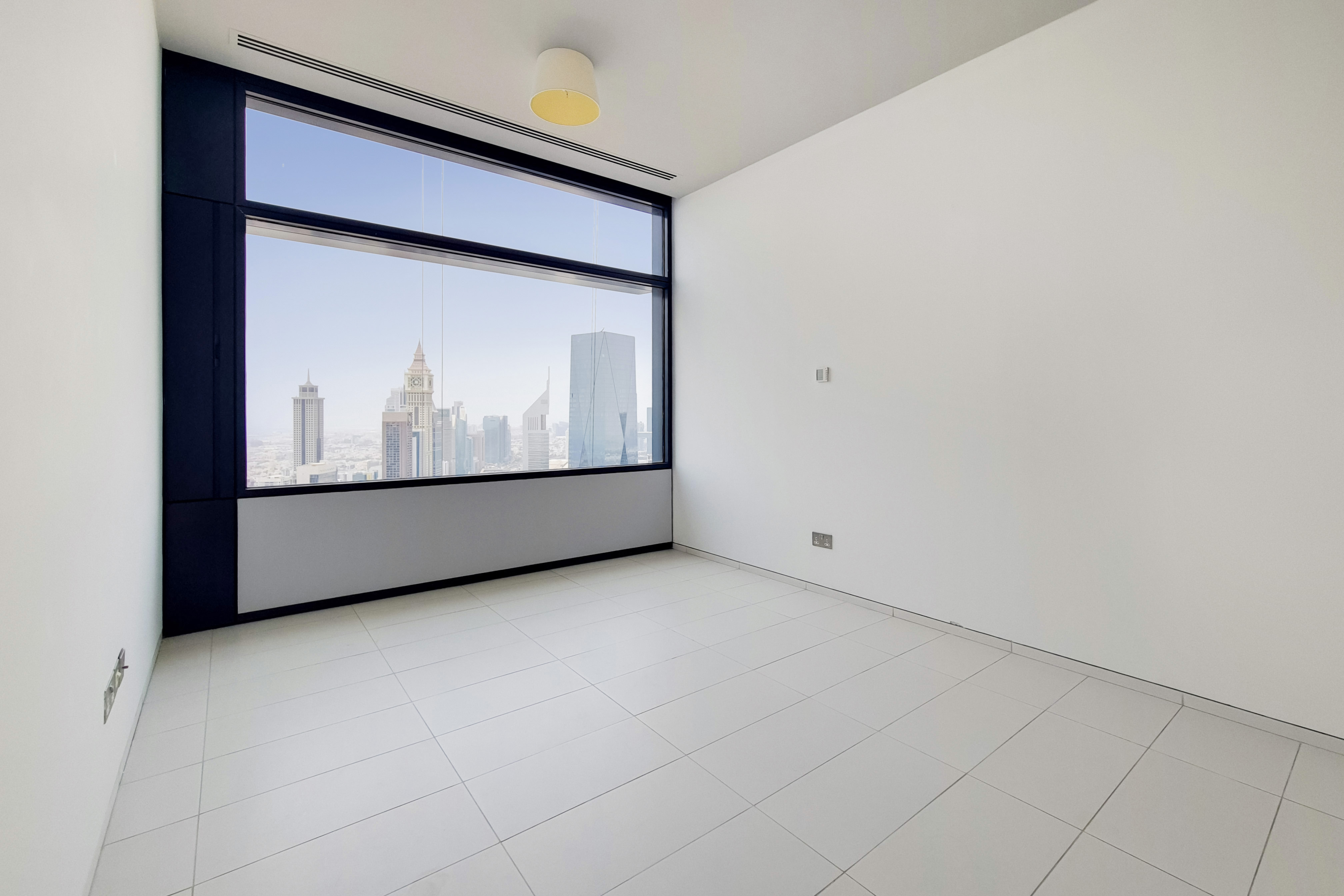2 Bedrooms Apartment in Index Tower